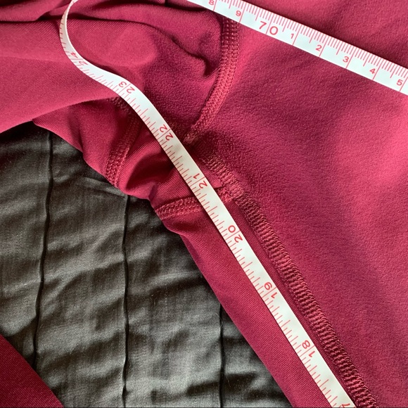 Run Inspire Crop II (Mesh), Size 8 - Picture 7 of 8